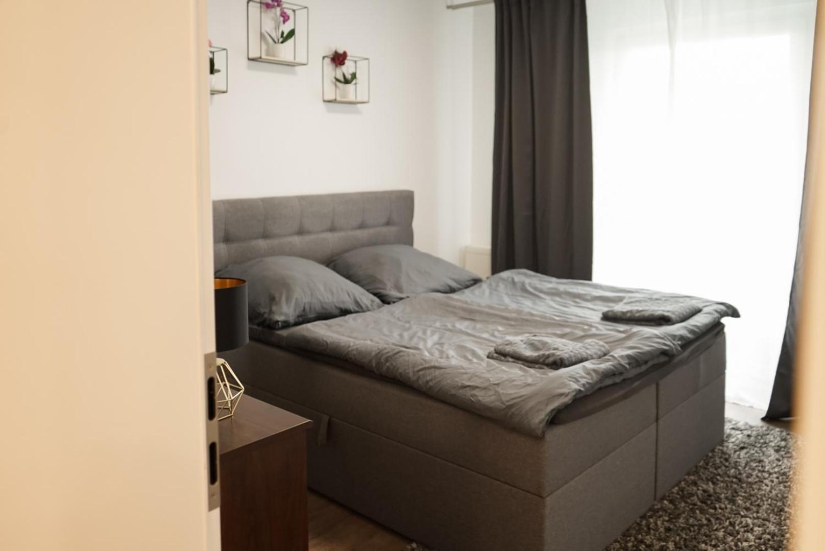 Moeblierte 3-Zimmer-Wohnung Nahe Duesseldorf In Duisburg-Sued Eksteriør billede